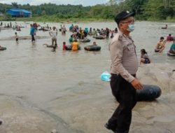 Polsek Bangun Purba Patroli dan Sosialisasi Prokes kepada Warga di Tempat Wisata