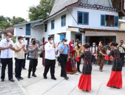 Kunjungi Kampung Ulos Hutaraja, Kabaharkam Polri: Kita Jaga Warisan Budaya