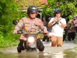 Kapolresta Deli Serdang Cek Banjir dan Dirikan Posko serta Bagi Sembako