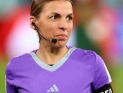 Stephanie Frappart Perempuan Pertama Tim Wasit  Pimpin Piala Dunia