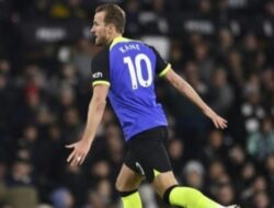 Harry Kane Sejajar dengan Jimmy Greaves Top Scorer Sepanjang Masa Tottenham