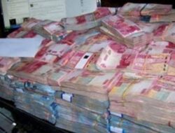 Utang RI Tembus Rp 7.733 T