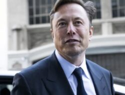 Elon Musk Ingin Beli MU Sekira Rp 83 T