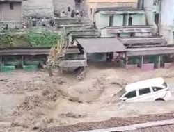Banjir Bandang Sembahe Seret Mobil Avanza, Masyarakat Dihimbau Waspada