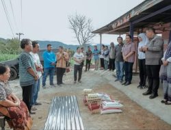 Korban Puting Beliung di Kecamatan Berampu Dapat Bantuan dari Bupati Dairi