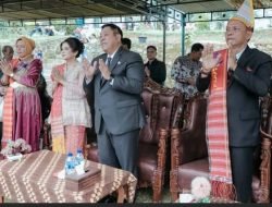 Bupati Dairi dan Istri Hadiri Pelantikan Pomparan Raja Naiambaton di Sinehi