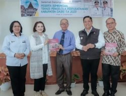 Bupati Dairi dan Bunda Literasi Hadiri Pembukaan Bimbingan Teknis Pengelolaan Perpustakaan 