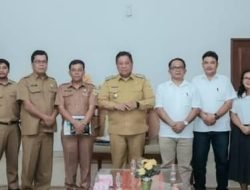 Bupati Eddy Berutu Terima Kunjungan Rektor UHKBPN Pematang Siantar 