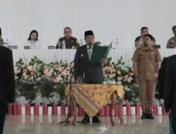 Lantik Pejabat Pemkab Dairi, Bupati Eddy Berutu: ASN Harus Jadi Ujung Tombak Pemerintahan…