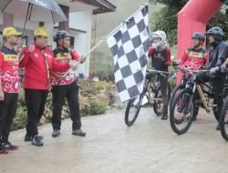 Lepas Peserta Bike and Camp, Bupati Eddy Berutu Berharap jadi Ajang Promosi Wisata