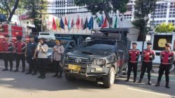 2 Kubu Massa Mendukung dan Menolak Hasil Demo di Depan KPU