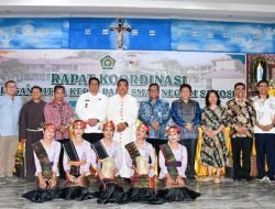 Bupati Samosir Apresiasi Keuskupan Agung Medan Serahkan Aset kepada Pemerintah Melalui Kemenag RI