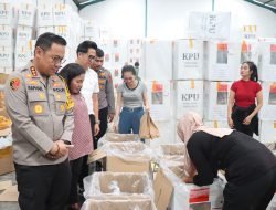 Pastikan Kesiapan Pemilu, Kapolresta Deli Serdang Tinjau dan Cek Gudang Logistik KPU