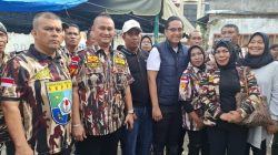 GM FKPPI Medan Bersama Rico-Zaki Salurkan Bantuan Kepada Warga Korban Banjir di Medan