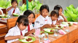 Sukseskan Program Asta Cita Presiden RI, Pemkab Samosir Launching Uji Coba Makan Bergizi Sehat