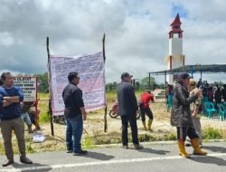 Pomparan Ompu Tuan Rikkar Sinaga Lakukan Unjuk Rasa, Atas Dugaan Perampasan Tanah Ulayat