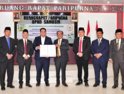 DPRD Samosir Tetapkan Bupati dan Wakil Bupati Samosir Terpilih Masa Jabatan 2025 2030