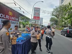 Polsek Medan Timur Bagikan Takjil di Bulan Ramadan 1446 H