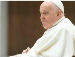 Paus Fransiskus Wafat,  Minta Dimakamkan Pakai Peti Kayu Sederhana