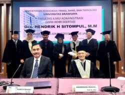 Hendrik Halomoan Sitompul Resmi Sandang Gelar Doktor