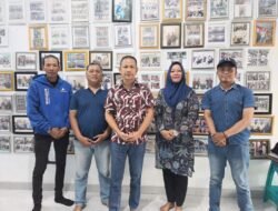 Ketua Pewarta Polrestabes Medan, Berbagi Sembako Kepada Pengurus dan Anggota Melalui Jumat Barokah