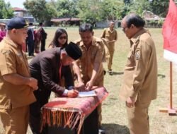 Wakil Bupati Samosir Kukuhkan 93 Anggota BPD se-Kecamatan Palipi, Berpesan Jaga Amanah dan Kepercayaan