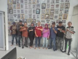 Pewarta Polrestabes Medan Rutin “Jumat Barokah” Berbagi Beras Kepada Pengurus dan Anggota