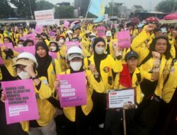 Mahasiswa Tanggapi Pernyataan Menkeu soal Tuntutan 17+8, Purbaya Minta Maaf