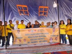 DPD Partai Golkar Kabupaten Samosir Salurkan Bantuan Korban Kebakaran