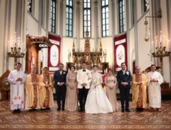 Pemberkatan Pernikahan Rodrick & Anggita Digelar di Gereja Katedral Jakarta Dipimpin Kardinal dan 2 Uskup