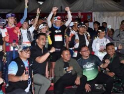 Trail of The King 2025,  Bupati Samosir Lepas Bendera Start untuk 61 Pelari Ekstrem