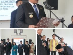 Bupati Toba Melantik dan Pengambilan Sumpah Jabatan PNS pada Pimpinan Tinggi Pratama