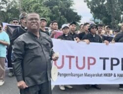 Kantor Gubsu Didatangi Ribuan Pendemo Tuntut Tutup TPL