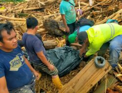 Banjir dan Longsor Tapteng, Korban Tewas 47 Orang