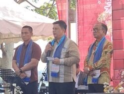 Ibadah Natal di HKBP Pangururan Kota,  Bupati Samosir Ajak Masyarakat Doakan Keluarga Musibah Korban Banjir Sumatera