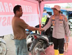 Kapolres Tapteng Layani Service Motor Gratis untuk Warga Terdampak
