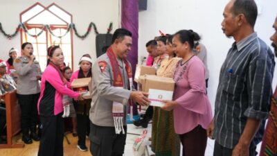 Natal Berbagi, Polda Sumut-Bhayangkari Salurkan Bingkisan dan Trauma Healing Anak