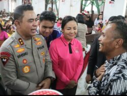 Kapolda Sumut Rayakan Natal Bersama Korban Bencana di Tapsel