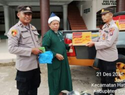 Peduli Korban Bencana, Polsek Tanah Jawa Beri Bantuan Lewat Tuan Guru Batak