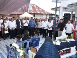 Pemkab Samosir Berduka Cita Atas Meninggalnya Sekdis Kominfo Denri Sihaloho