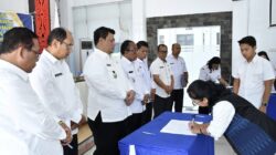 Bupati Samosir Tekankan Komitmen Melampaui Target PAD dan Peningkatan Kinerja OPD