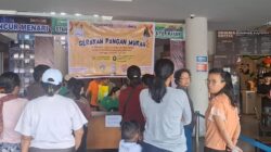 Warga Sambut Gembira Gerakan Pangan Murah Pemkab Samosir di Pangururan