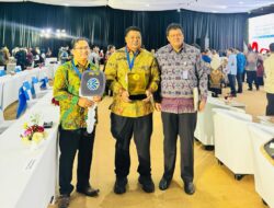 Kabupaten Samosir Raih Penghargaan Menuju Kota Bersih