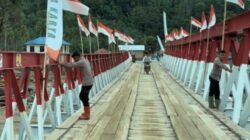 Brimob Hadir di Tengah Ancaman Banjir, Pantau Langsung Kondisi Sungai Garoga