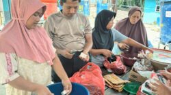 Dapur Lapangan Polda Sumut Sediakan Menu Buka Puasa di Aek Ngadol