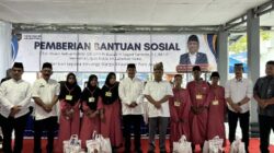 Wakil Ketua Komisi XIII DPR RI Sugiat Santoso, Salurkan 50 Paket Sembako di Lapas Labuhan Ruku
