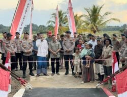 Brimob Polda Sumut Pulihkan Jembatan Gantung Batu Hula, Kini Warga Bisa Akses !