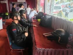 Brimob Sumut Siaga di Parapat, Pastikan Wisatawan Aman Saat Ops Ketupat Toba 2026