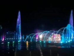 Samosir Bersinar: Air Mancur Menari di WFC Pangururan Bahagia untuk Semua