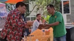Petani Samosir Berterima Kasih, Bupati dan Wakilnya Terima Oleh-Oleh Kopi Luwak